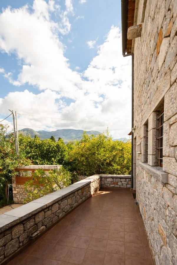 Mani Houses Selinitsa Art Koloveas Agios Nikolaos  Exterior photo