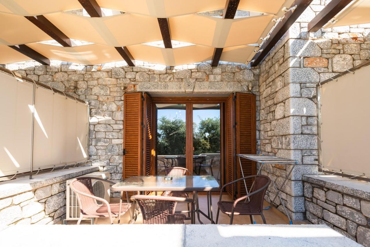 Mani Houses Selinitsa Art Koloveas Agios Nikolaos  Exterior photo